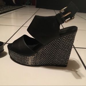 Mossimo platform shoes